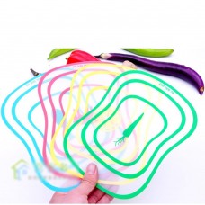 1 X Random Color Ultra Thin Mini Flexible Food Safety PP Chopping Cutting Board Mat Support Size M
